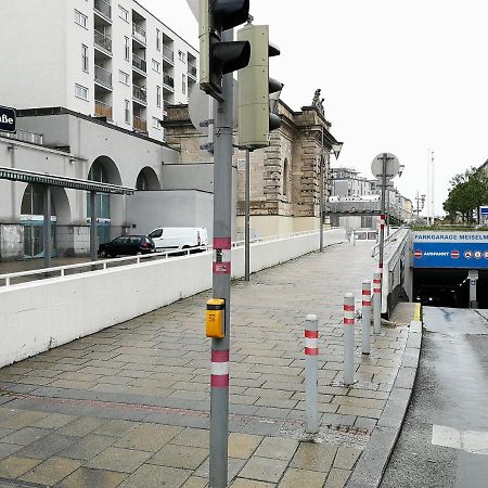 Flatprovider Comfort Eduard Apartment - Contactless Check In Wien Eksteriør bilde