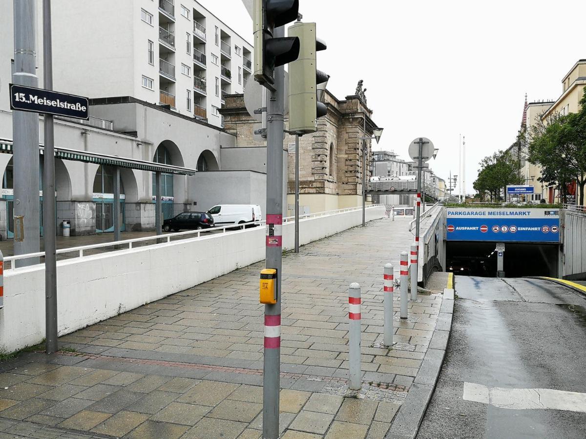 Flatprovider Comfort Eduard Apartment - Contactless Check In Wien Eksteriør bilde
