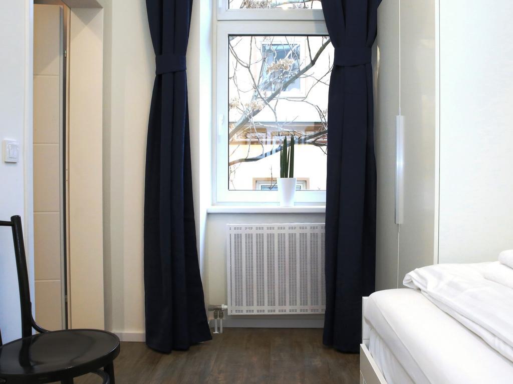 Flatprovider Comfort Eduard Apartment - Contactless Check In Wien Rom bilde