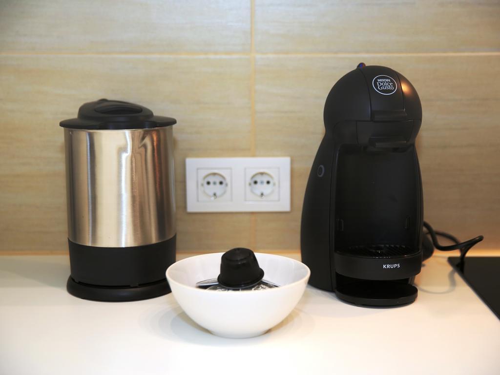 Flatprovider Comfort Eduard Apartment - Contactless Check In Wien Rom bilde