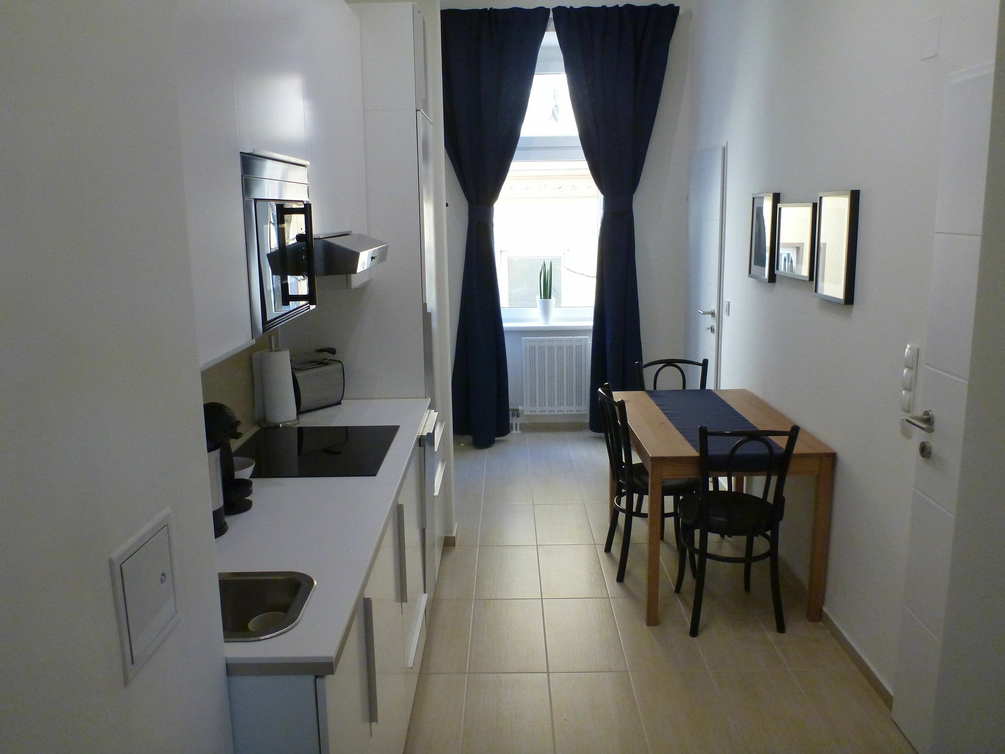 Flatprovider Comfort Eduard Apartment - Contactless Check In Wien Eksteriør bilde