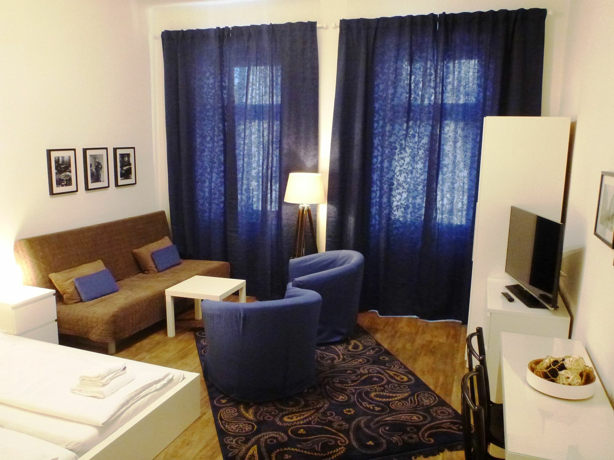 Flatprovider Comfort Eduard Apartment - Contactless Check In Wien Eksteriør bilde