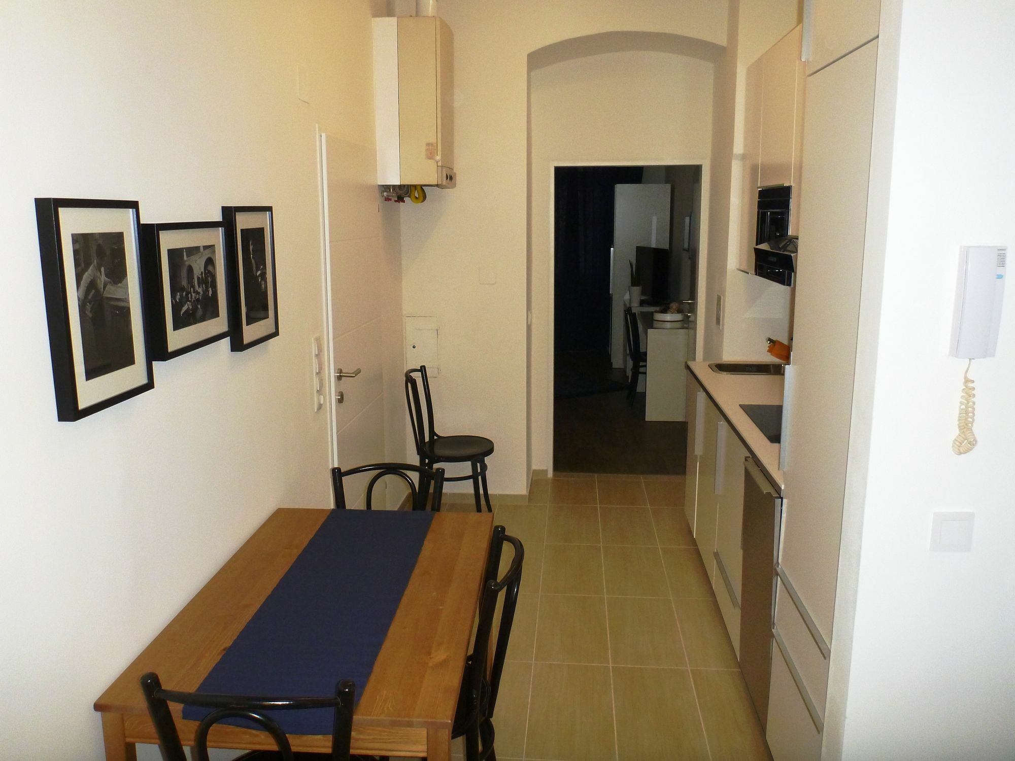 Flatprovider Comfort Eduard Apartment - Contactless Check In Wien Eksteriør bilde